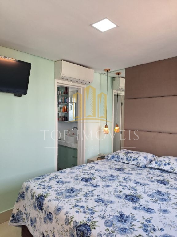 Apartamento de 65 m² no condomínio Tons do Parque, localizado no Parque Industrial, em frente à Praça Natal. Porteira fechada