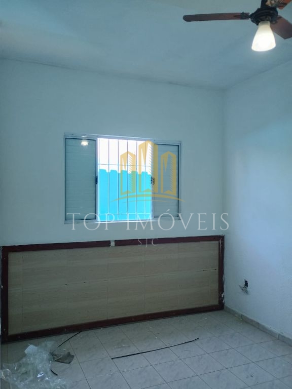 Casa à Venda no Jardim Cruzeiro do Sul, 2 quartos - 60 m²