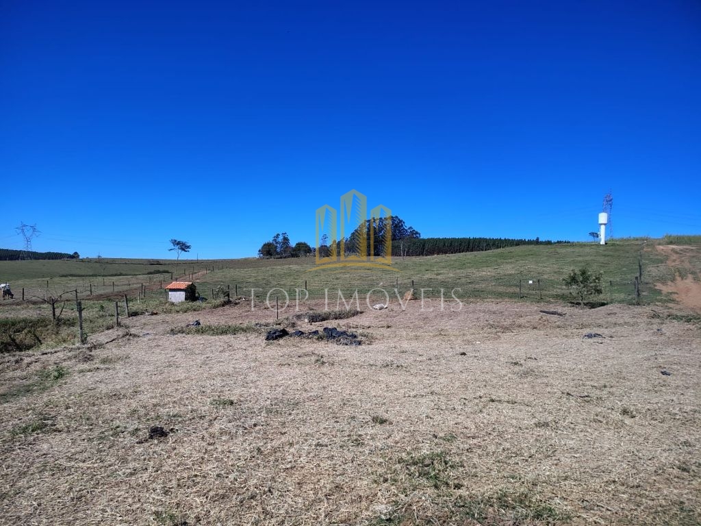 Belissima Fazenda em Caçapava Excelente para Loteamento.