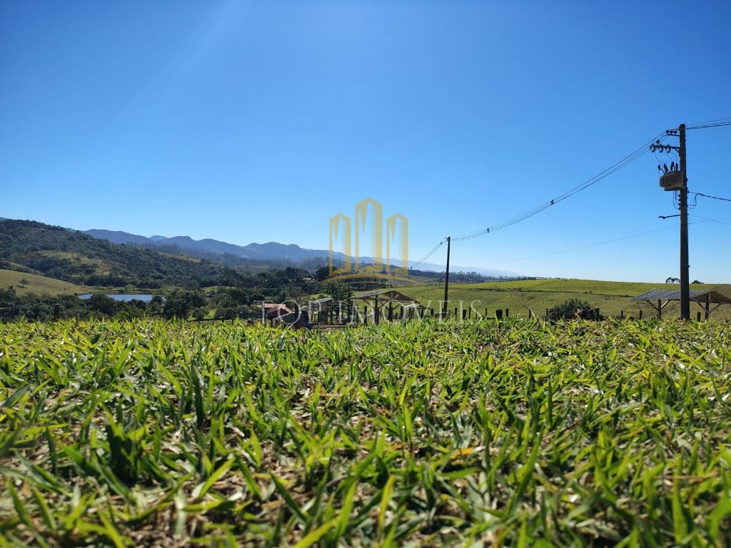 Belissima Fazenda em Caçapava Excelente para Loteamento.