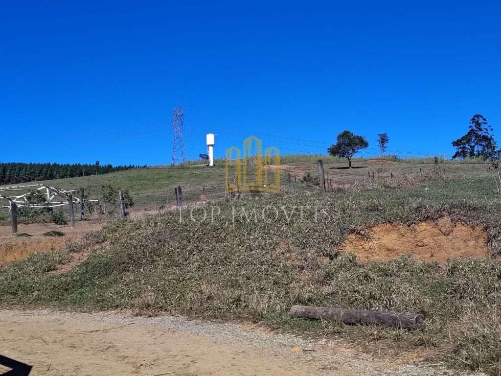 Belissima Fazenda em Caçapava Excelente para Loteamento.