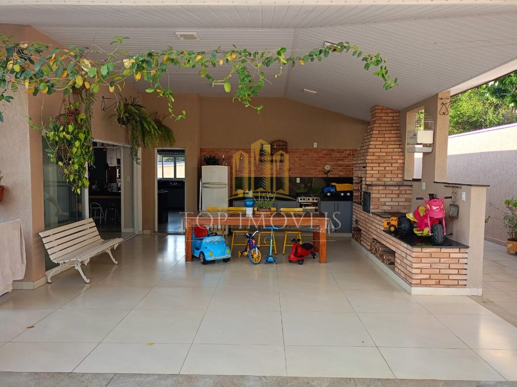 Casa de Alto Padrão no Condomínio Mirante do Vale Jacareí - 4 quartos- sendo 3 suítes