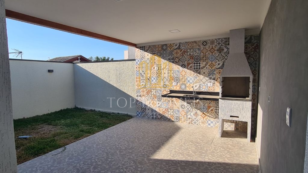 Excelente casa de 3 quartos sendo 1 súite no Vila Branca - Jacarei