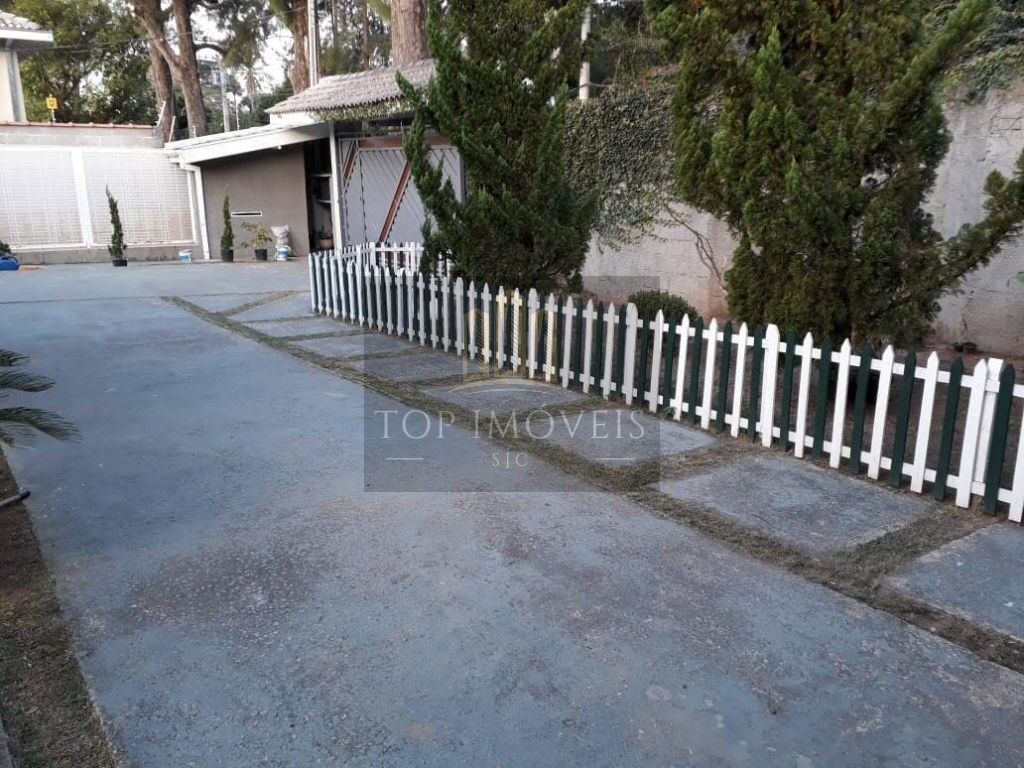 Casa com 4 dormitórios à venda, 320 m² - Chácaras São José - São José dos Campos/SP