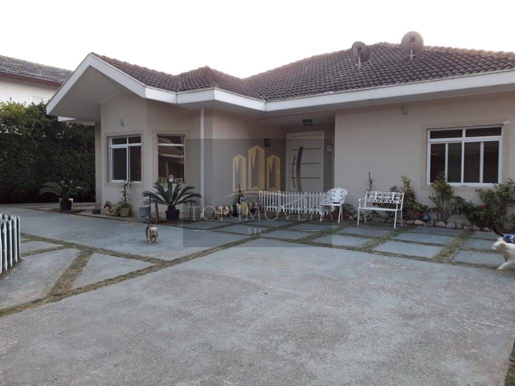 Casa com 4 dormitórios à venda, 320 m² - Chácaras São José - São José dos Campos/SP