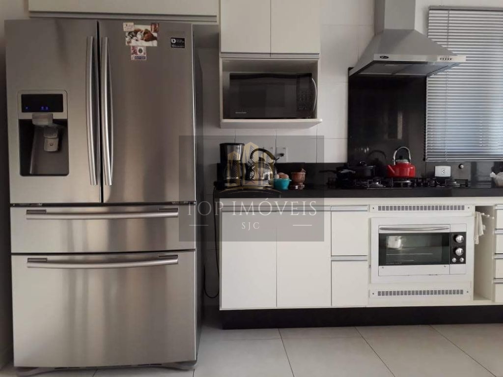 Casa com 4 dormitórios à venda, 320 m² - Chácaras São José - São José dos Campos/SP