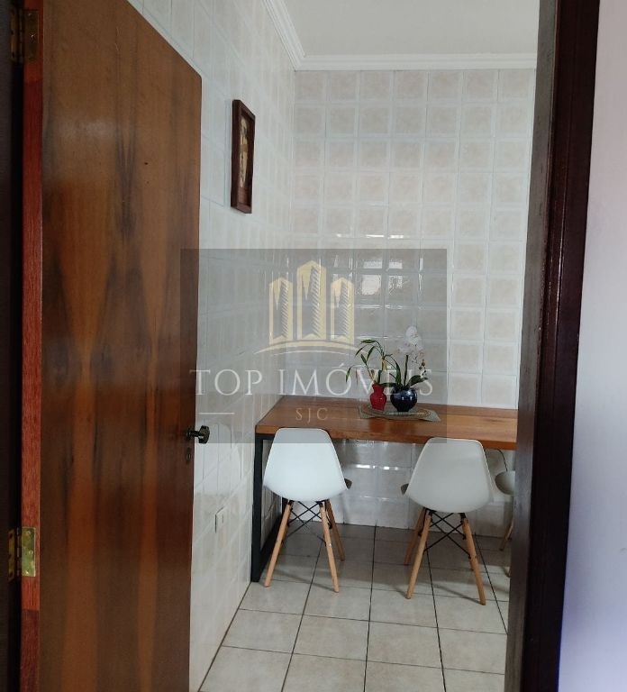 Casa com 2 dormitórios à venda, 290 m² - Vila Iracema - São José dos Campos/SP