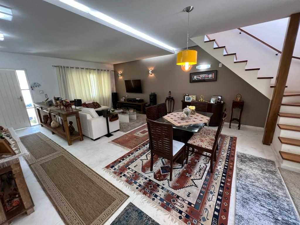 Excelente sobrado com 4 dormitórios à venda, 194 m² - Urbanova - São José dos Campos/SP