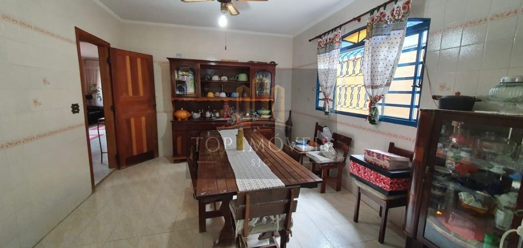 Casa com 3 dormitórios à venda, 280 m² - Bom Retiro - São José dos Campos/SP