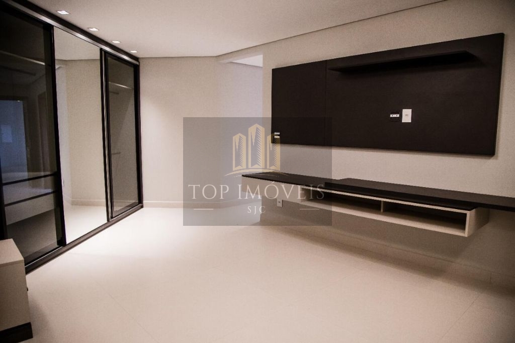 Sobrado à venda, 700 m² - Jardim das Colinas - São José dos Campos/SP