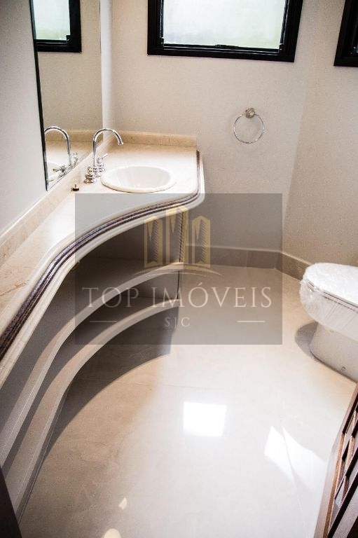 Sobrado à venda, 700 m² - Jardim das Colinas - São José dos Campos/SP
