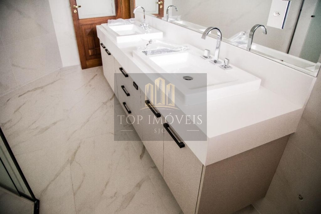 Sobrado à venda, 700 m² - Jardim das Colinas - São José dos Campos/SP