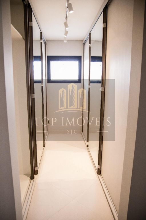 Sobrado à venda, 700 m² - Jardim das Colinas - São José dos Campos/SP