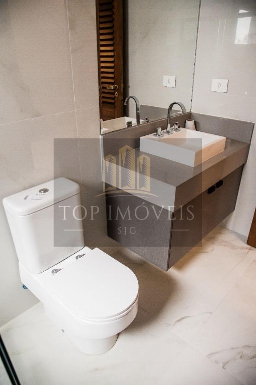 Sobrado à venda, 700 m² - Jardim das Colinas - São José dos Campos/SP