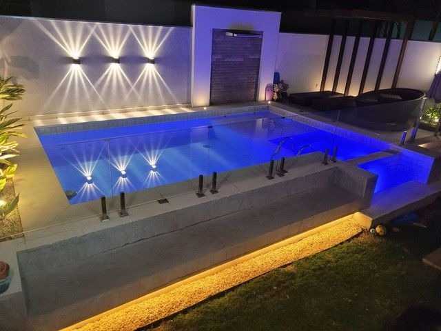 Sobrado à venda, 210 m² por R$ 1.705.000,00 - Urbanova - São José dos Campos/SP