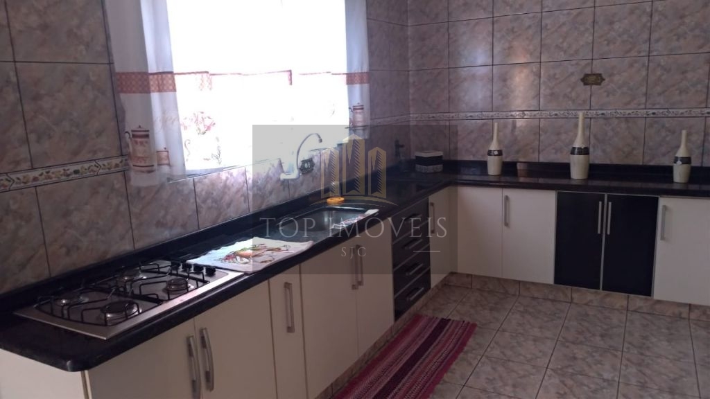 Excelente sobrado à venda com 180m² - Terras de São João - Jacareí/SP
