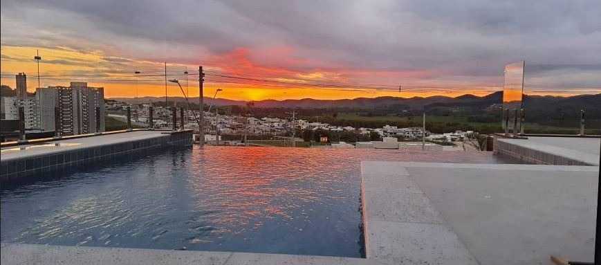 Excelente sobrado com 5 dormitórios à venda, 470 m² por R$ 4.100.000,00 - Condomínio Residencial Alphaville II - São José dos Campos/SP