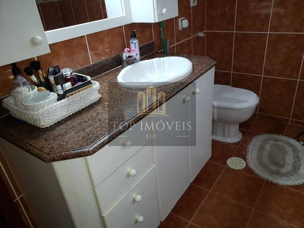 Sobrado à venda, 213 m² - Conjunto Residencial Esplanada do Sol - São José dos Campos/SP