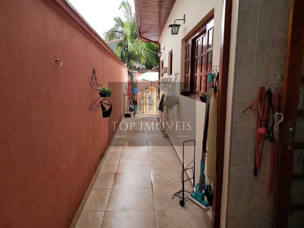 Sobrado à venda, 213 m² - Conjunto Residencial Esplanada do Sol - São José dos Campos/SP