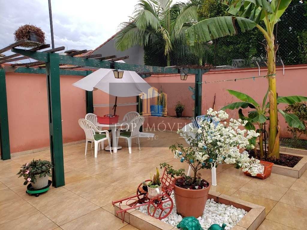 Sobrado à venda, 213 m² - Conjunto Residencial Esplanada do Sol - São José dos Campos/SP