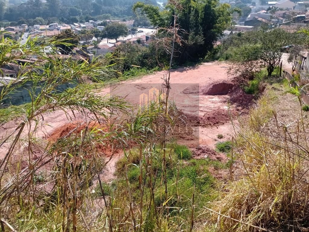 Terreno à venda, 1800 m² - Jardim Colinas - Jacareí/SP