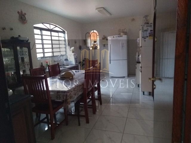 Sobrado com 6 dormitórios à venda, 300 m² - Vila Industrial - São José dos Campos/SP