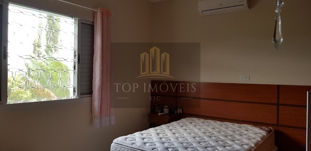 Casa à venda, 250 m² - Terras de Santa Helena - Jacareí/SP