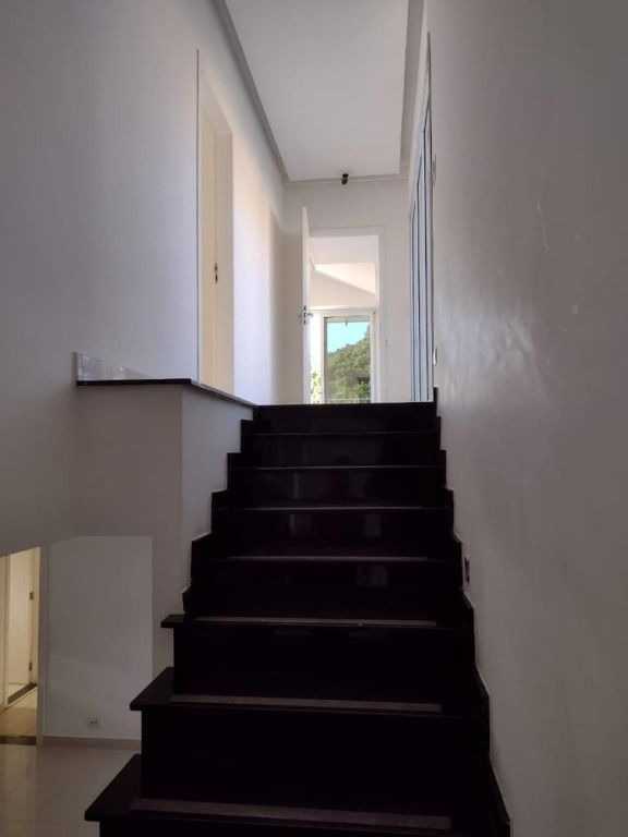 Sobrado residencial e comercial, com sistema de câmeras e alarme disponível para Venda e Locação, Zona Sul