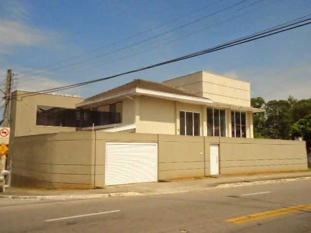 Sobrado residencial e comercial, com sistema de câmeras e alarme disponível para Venda e Locação, Zona Sul