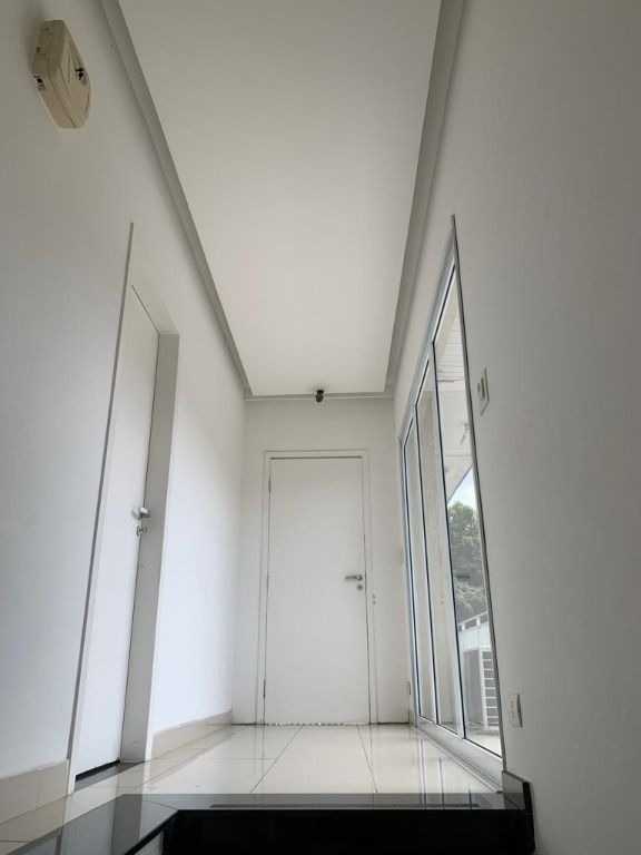 Sobrado residencial e comercial, com sistema de câmeras e alarme disponível para Venda e Locação, Zona Sul