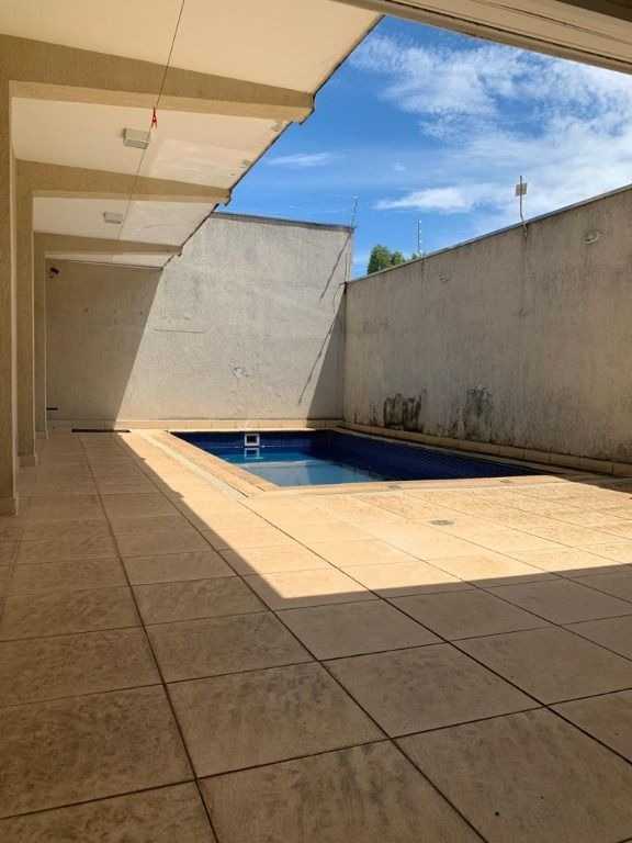 Sobrado residencial e comercial, com sistema de câmeras e alarme disponível para Venda e Locação, Zona Sul