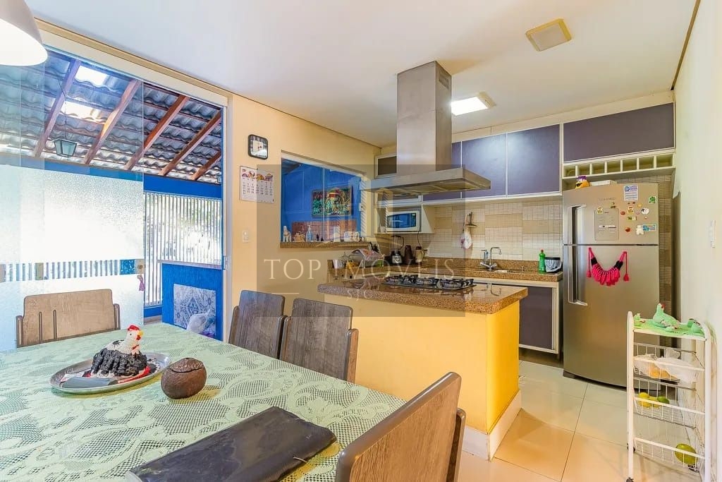 Sobrado com 3 dormitórios à venda, 134 m² - Jardim Minas Gerais - São José dos Campos/SP