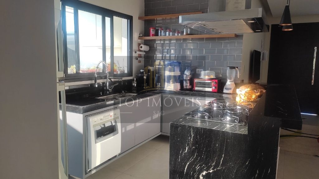 Ótima casa à venda, com 3 dormitórios, 126 m² - Bosque dos Manacás - Jacareí/SP