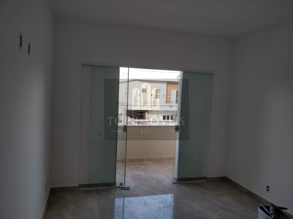 Ótima sobrado à venda, com 4 dormitórios, 180 m² - Jardim das Industrias- São Jose dos Campos/SP