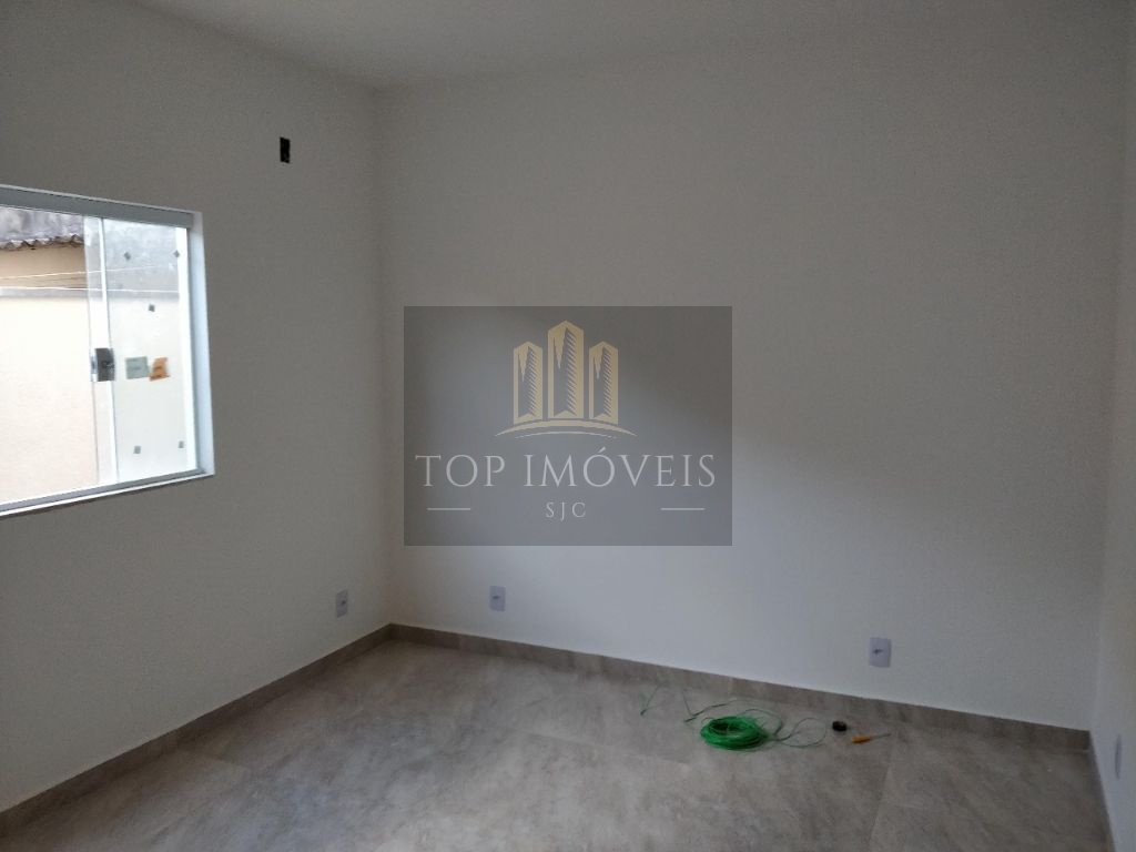Ótima sobrado à venda, com 4 dormitórios, 180 m² - Jardim das Industrias- São Jose dos Campos/SP
