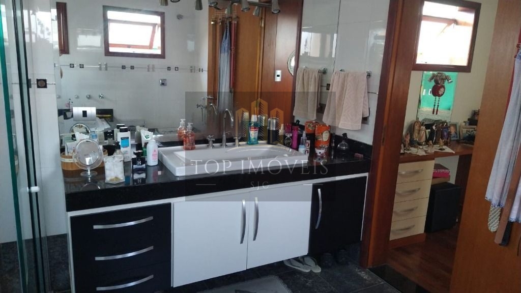 Sobrado à venda, 612 m² - Jardim Santa Maria - Jacareí/SP