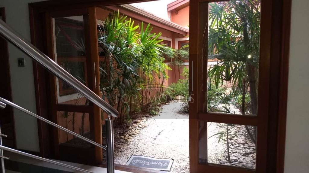 Sobrado à venda, 612 m² - Jardim Santa Maria - Jacareí/SP