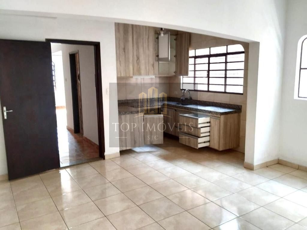 Sobrado à venda, com 3 dormitórios, 182 m² - Monte Castelo - São José dos Campos/SP