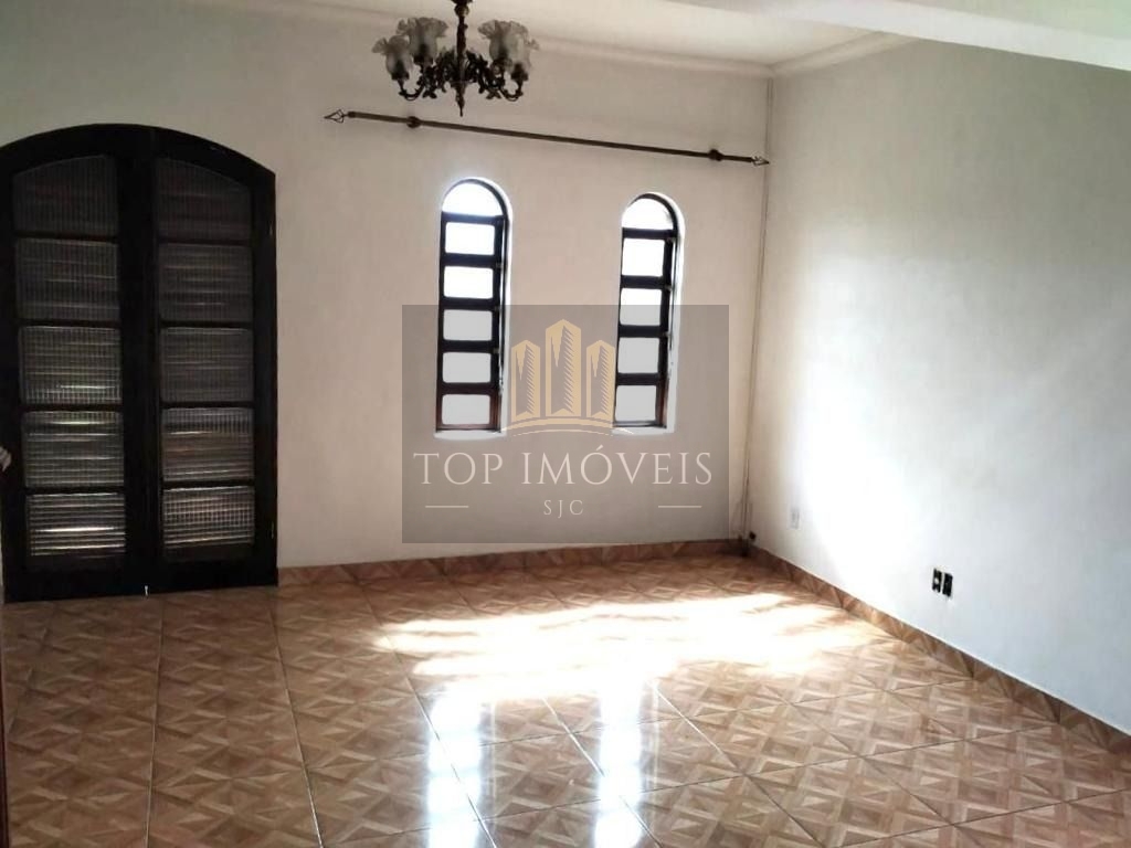 Sobrado à venda, com 3 dormitórios, 182 m² - Monte Castelo - São José dos Campos/SP