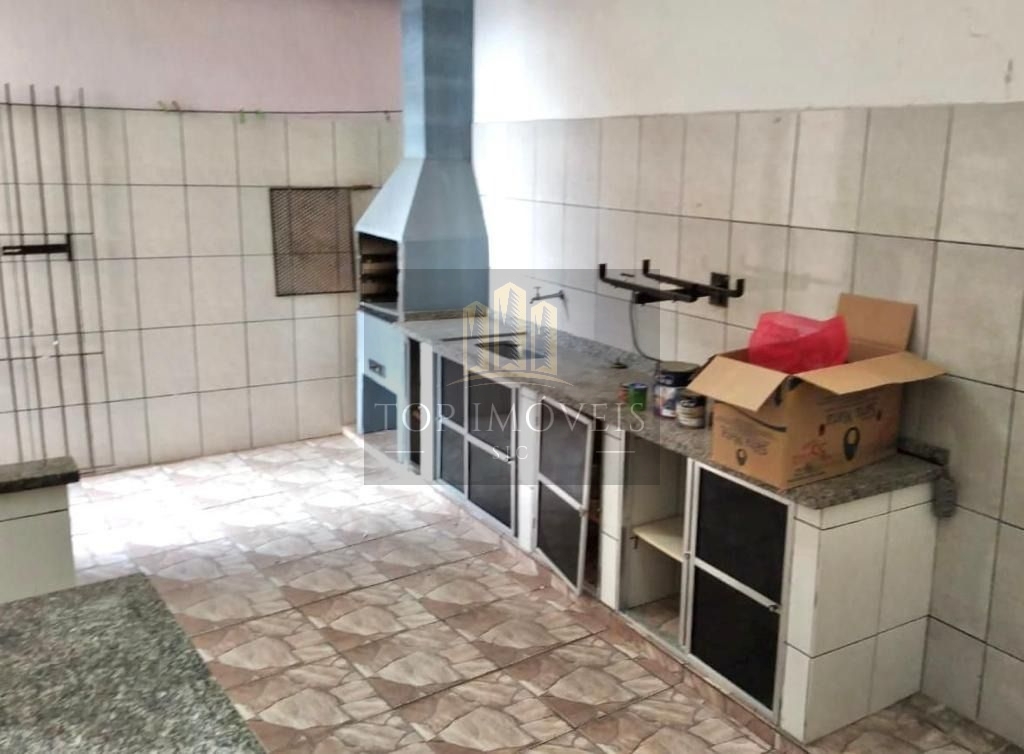 Sobrado à venda, com 3 dormitórios, 182 m² - Monte Castelo - São José dos Campos/SP