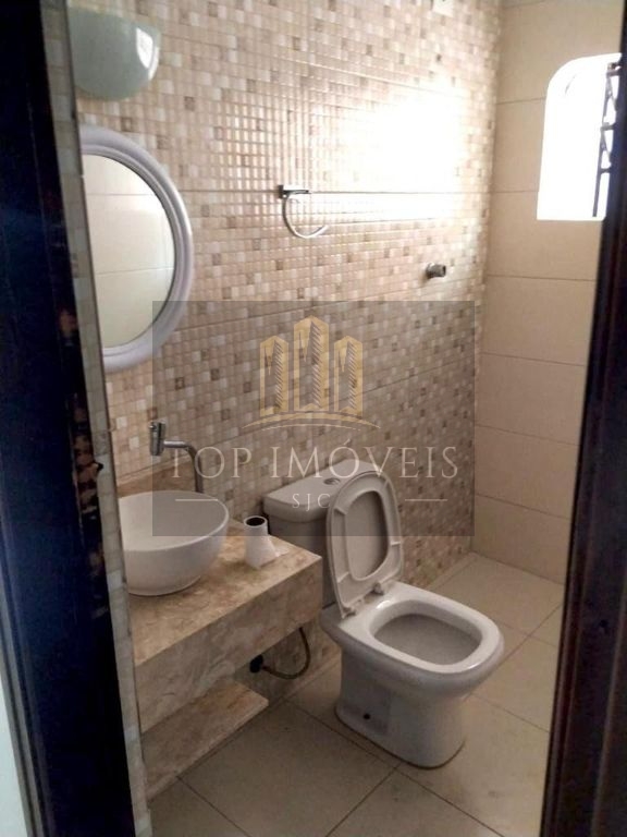 Sobrado à venda, com 3 dormitórios, 182 m² - Monte Castelo - São José dos Campos/SP