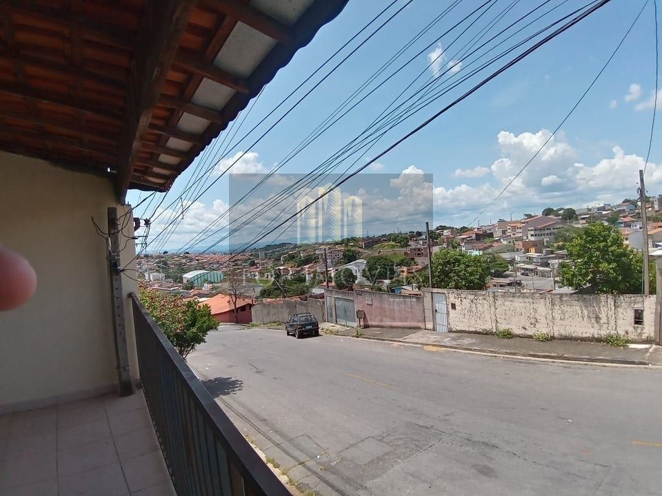 Ótima casa no Jardim Paraíso - Jacareí/SP Não aceita financiamento