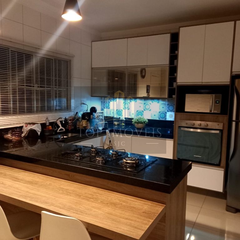 Belíssima casa na zona sul com 160m² - Bosque dos Eucaliptos, São José dos Campos/SP