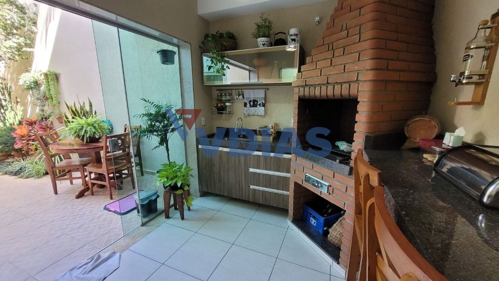 Casa, 3 quartos, 204 m² - Foto 10