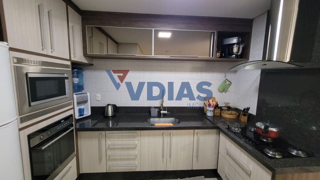 Casa, 3 quartos, 204 m² - Foto 8