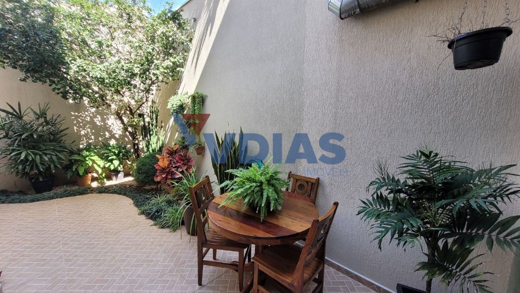 Casa, 3 quartos, 204 m² - Foto 11