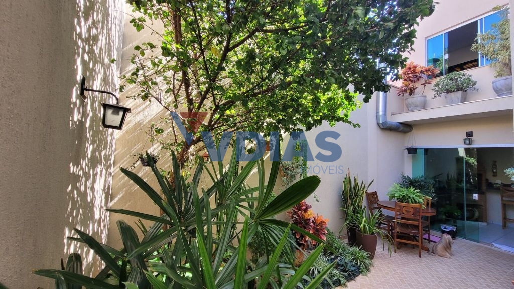 Casa, 3 quartos, 204 m² - Foto 13