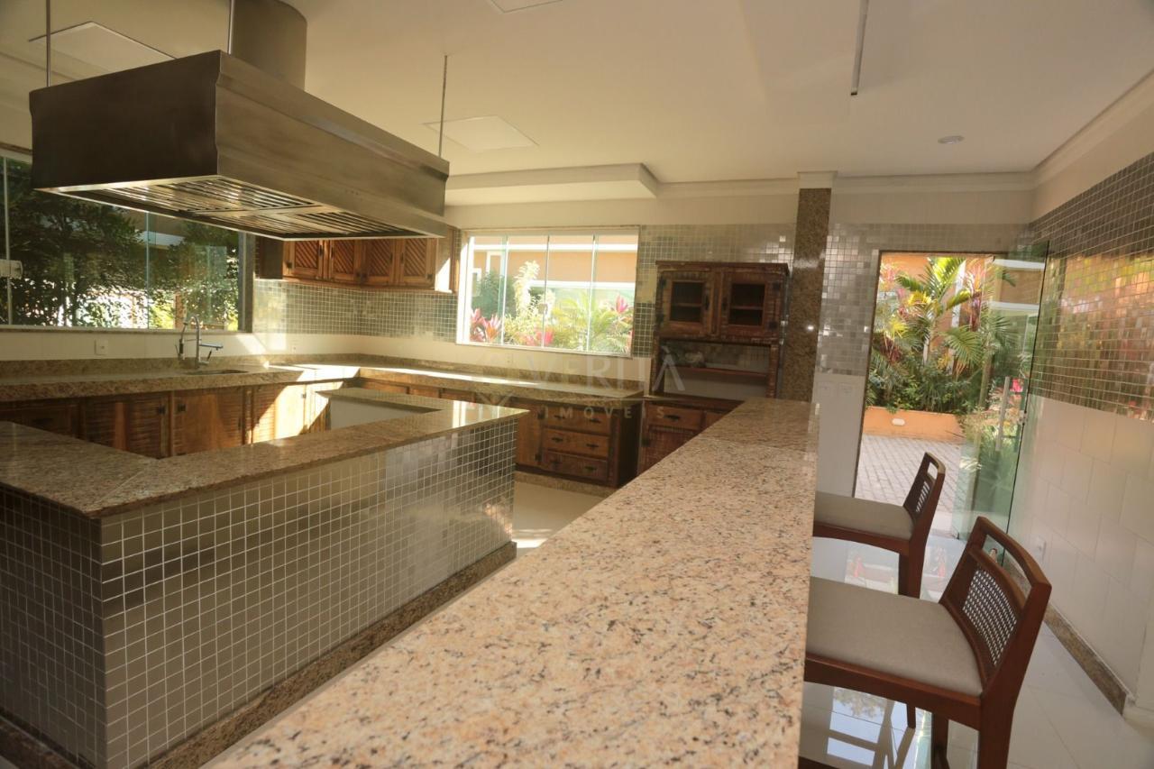 Casa com 7 dormitórios, 3200 m² - Vargem Pequena - Rio de Janeiro/RJ