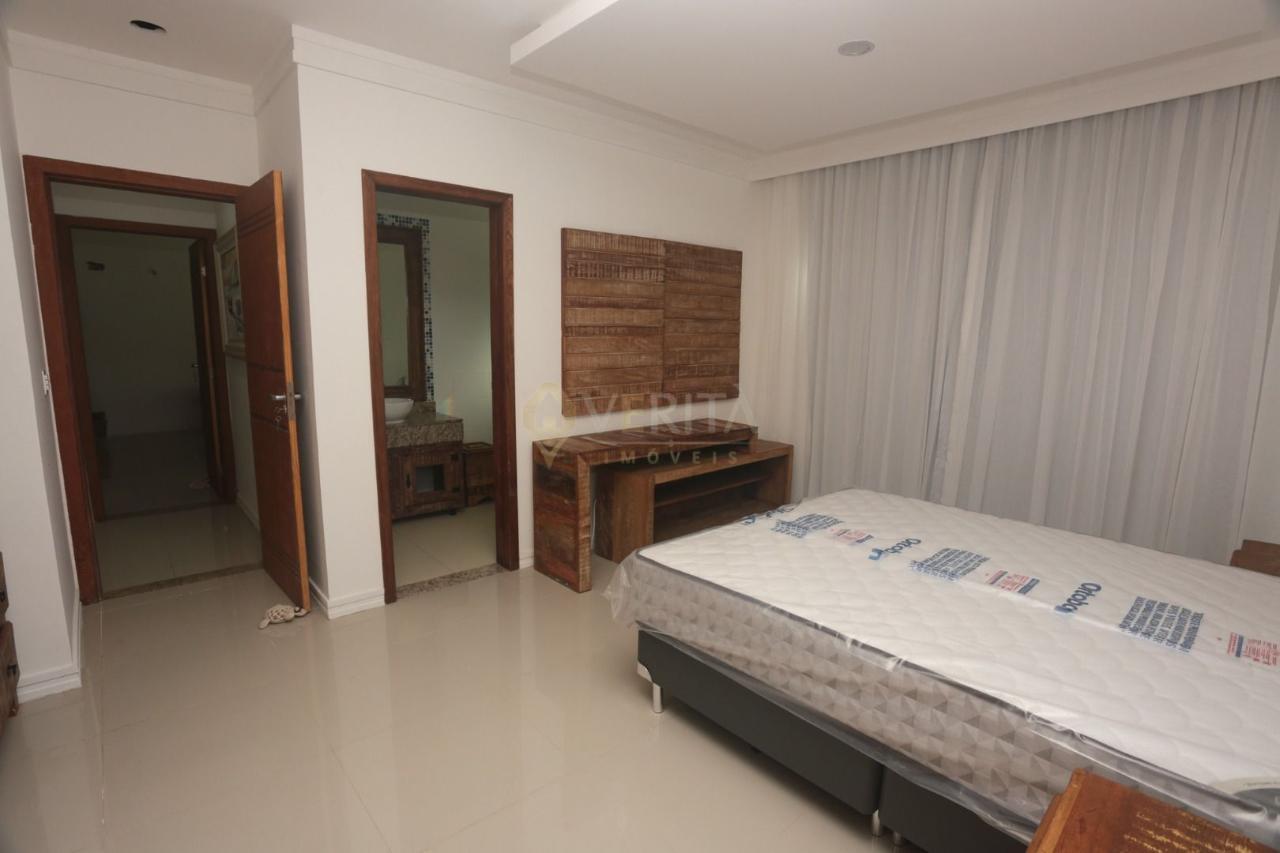 Casa com 7 dormitórios, 3200 m² - Vargem Pequena - Rio de Janeiro/RJ