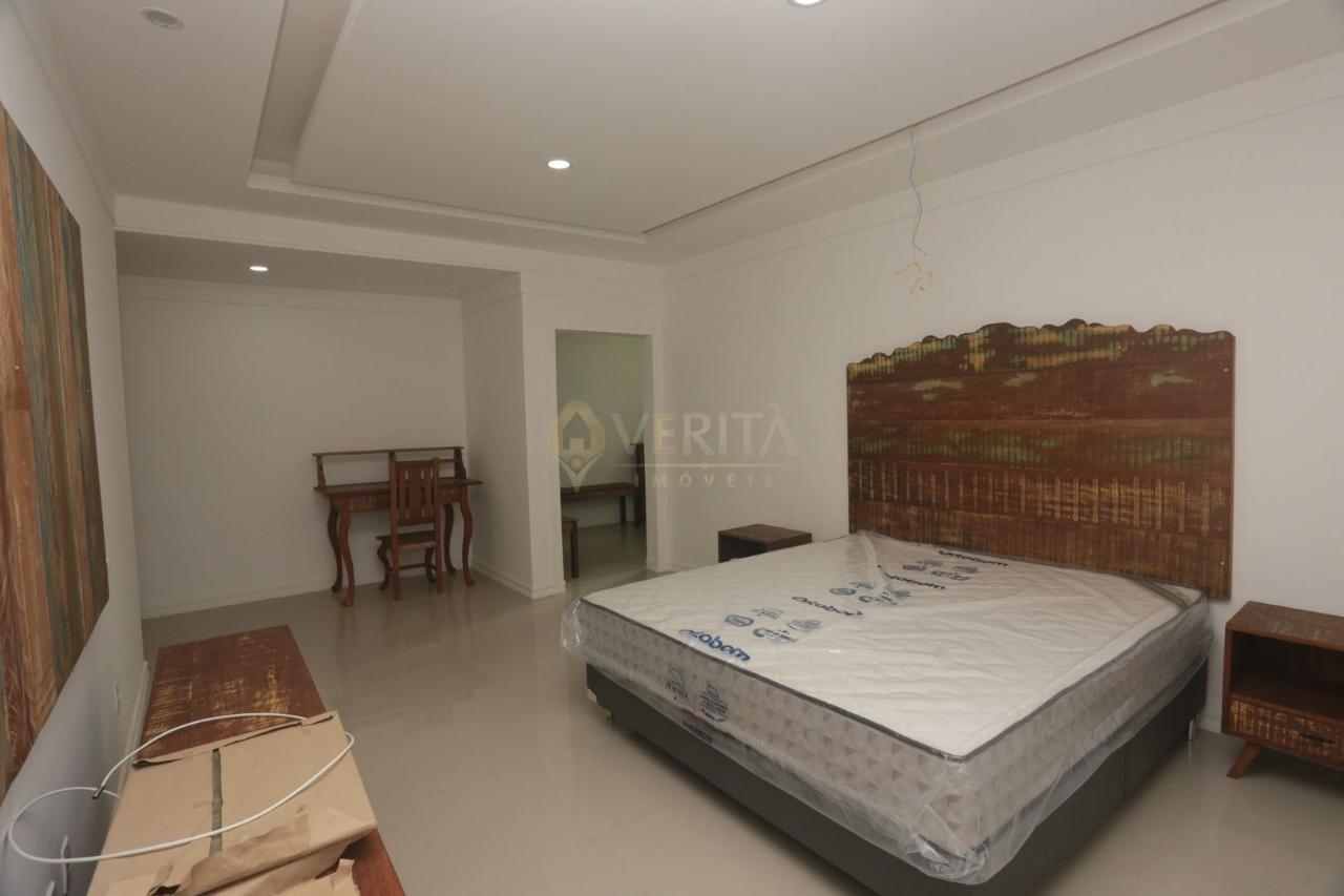 Casa com 7 dormitórios, 3200 m² - Vargem Pequena - Rio de Janeiro/RJ